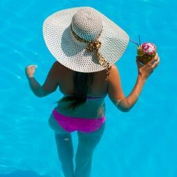 pool big hat